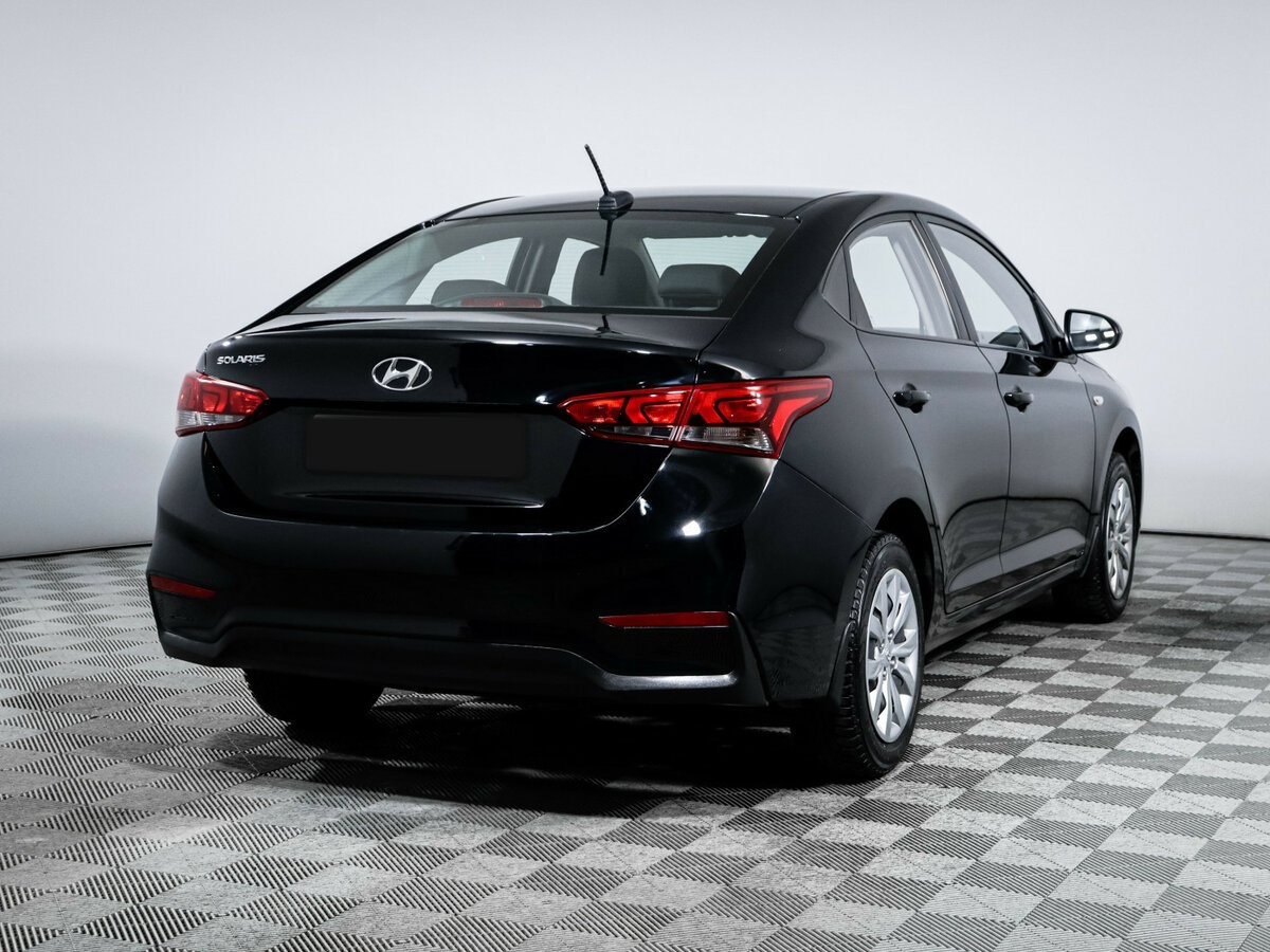 Купить Hyundai Solaris с пробегом. Фото: #3