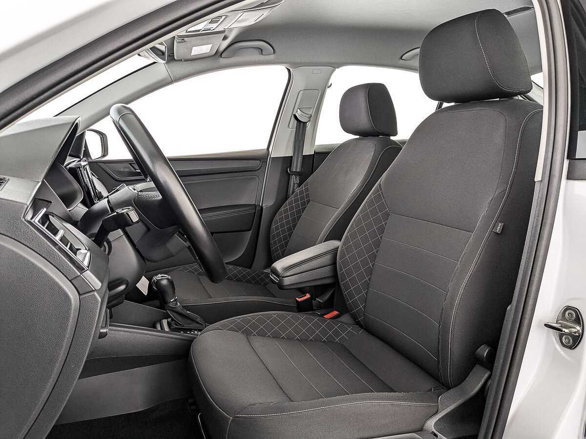 Купить Skoda Rapid с пробегом. Фото: #18