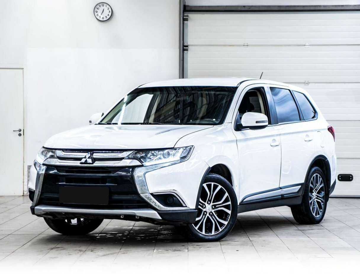Купить Mitsubishi Outlander с пробегом. Посмотреть фото