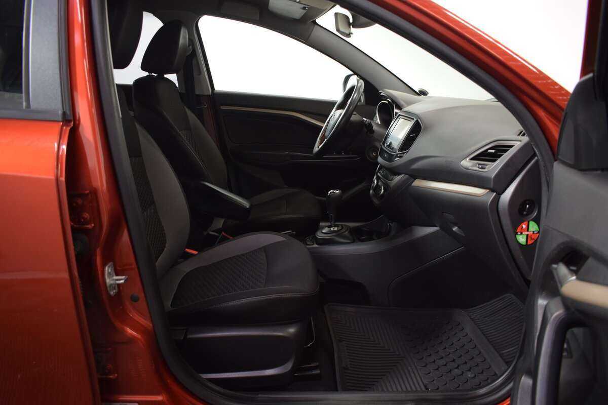 Купить Lada (ВАЗ) Vesta с пробегом. Фото: #13