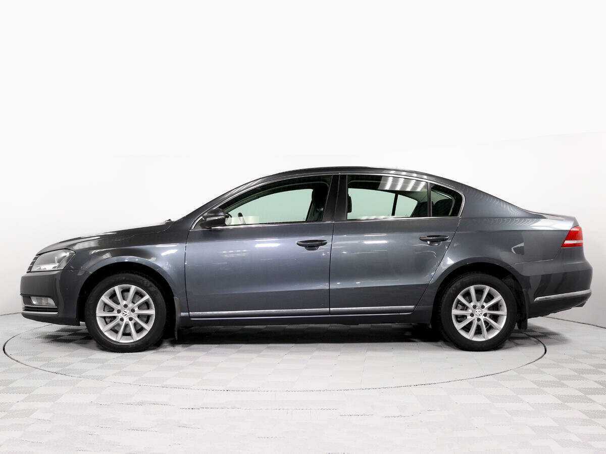 Купить Volkswagen Passat с пробегом. Фото: #6