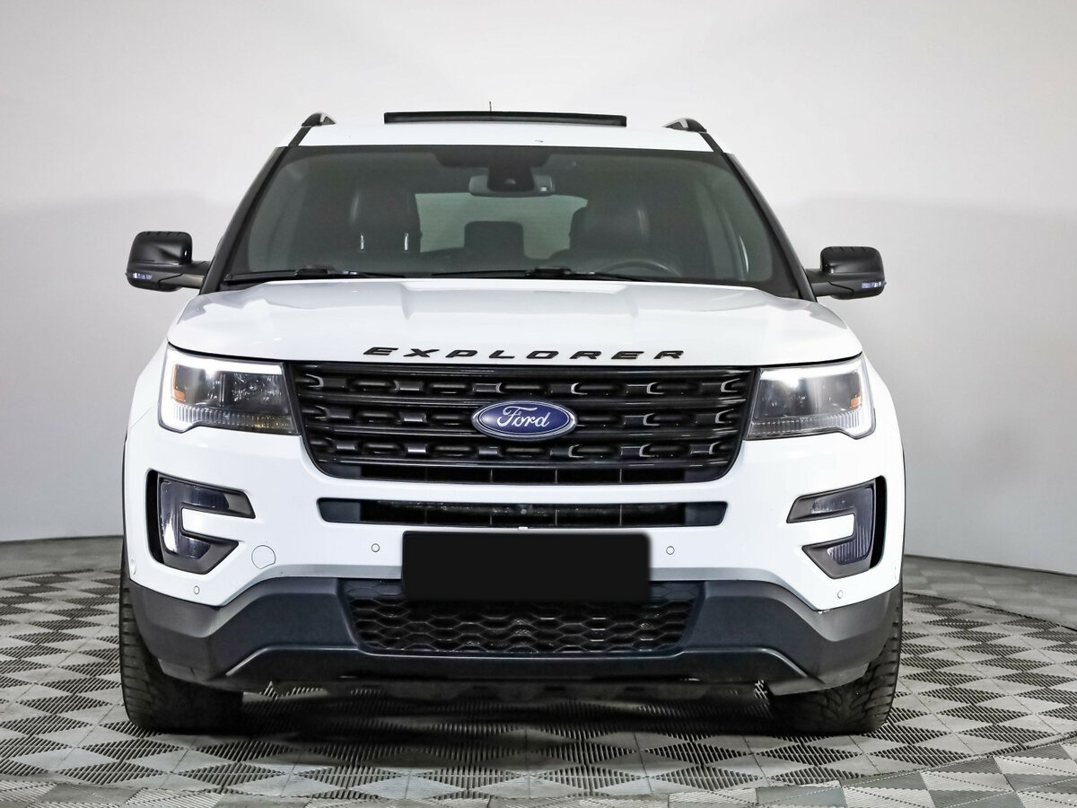 Купить Ford Explorer с пробегом. Фото: #1