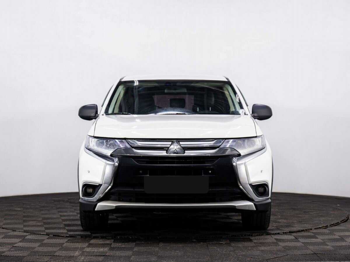 Купить Mitsubishi Outlander с пробегом. Фото: #1