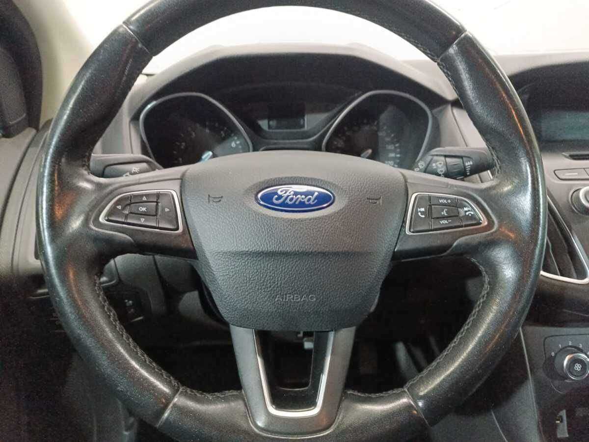 Купить Ford Focus с пробегом. Фото: #15