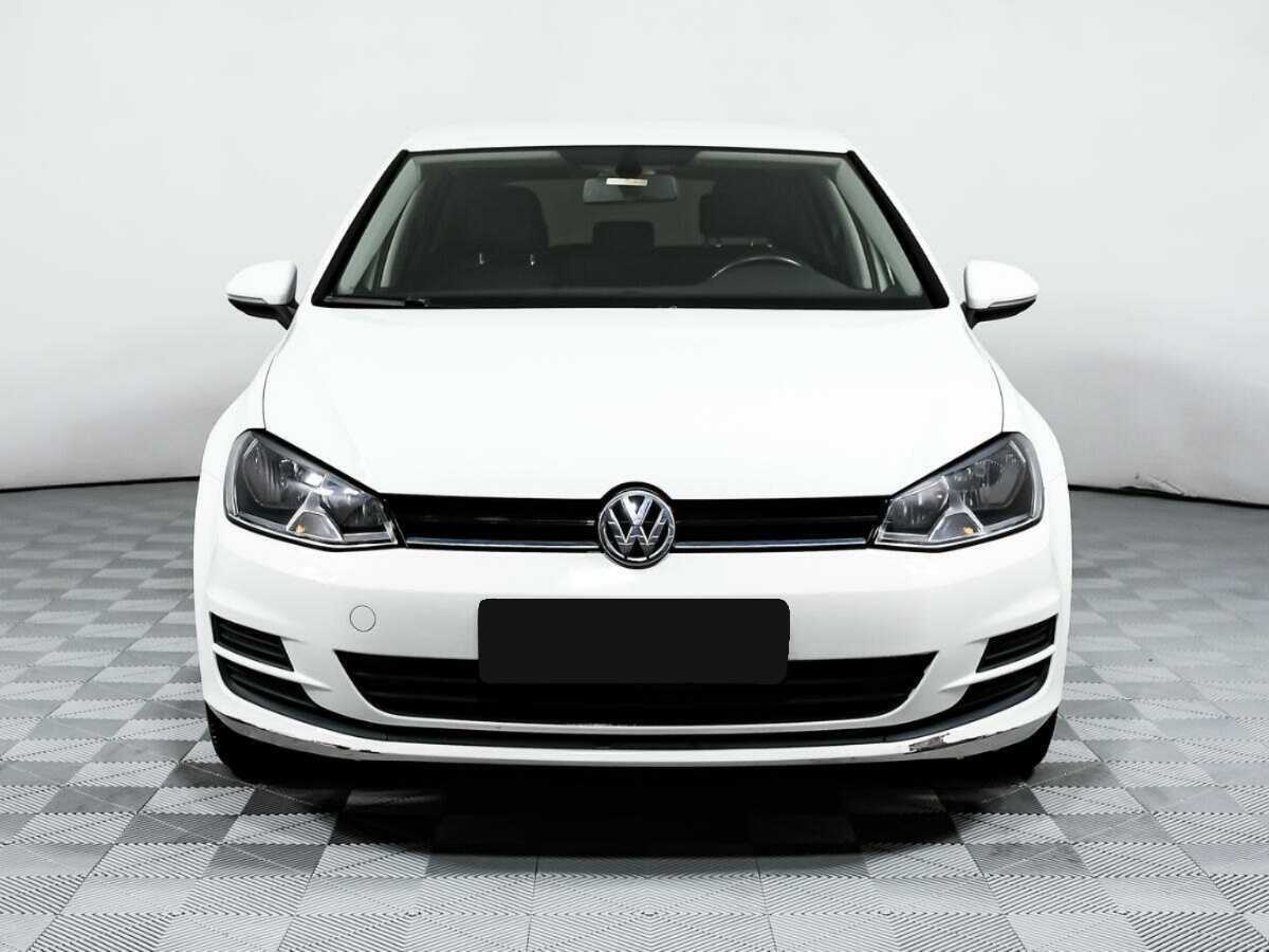 Купить Volkswagen Golf с пробегом. Фото: #1