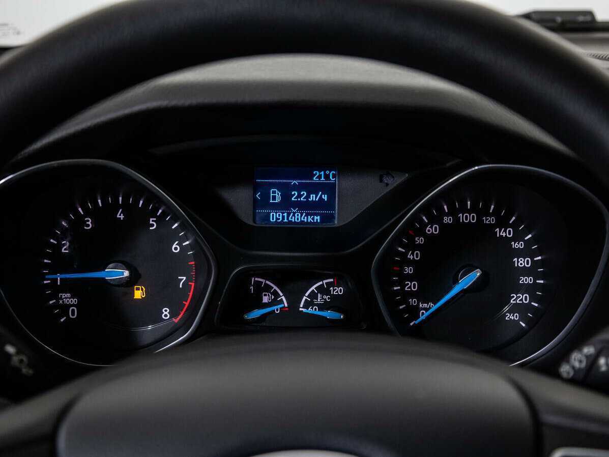 Купить Ford Focus с пробегом. Фото: #11