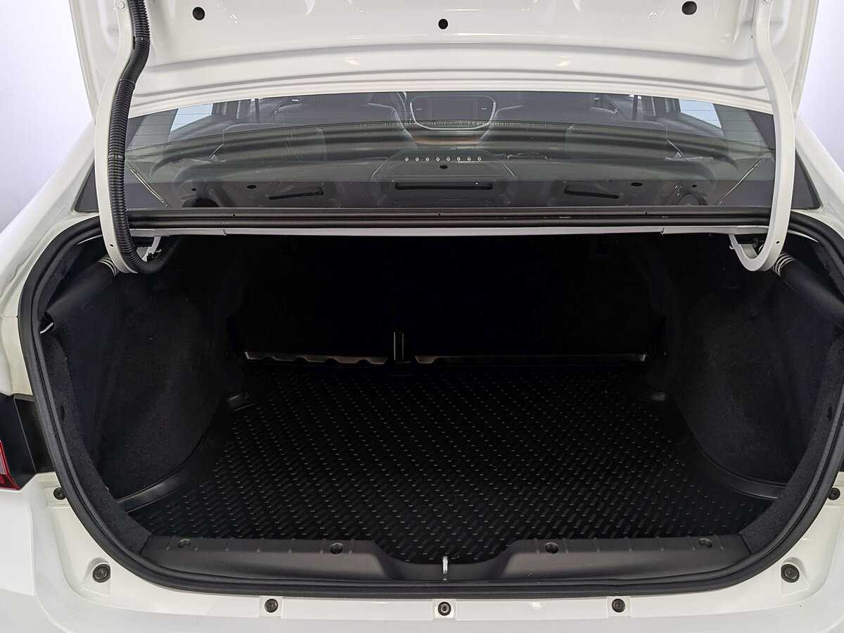 Купить Lada (ВАЗ) Vesta с пробегом. Фото: #9