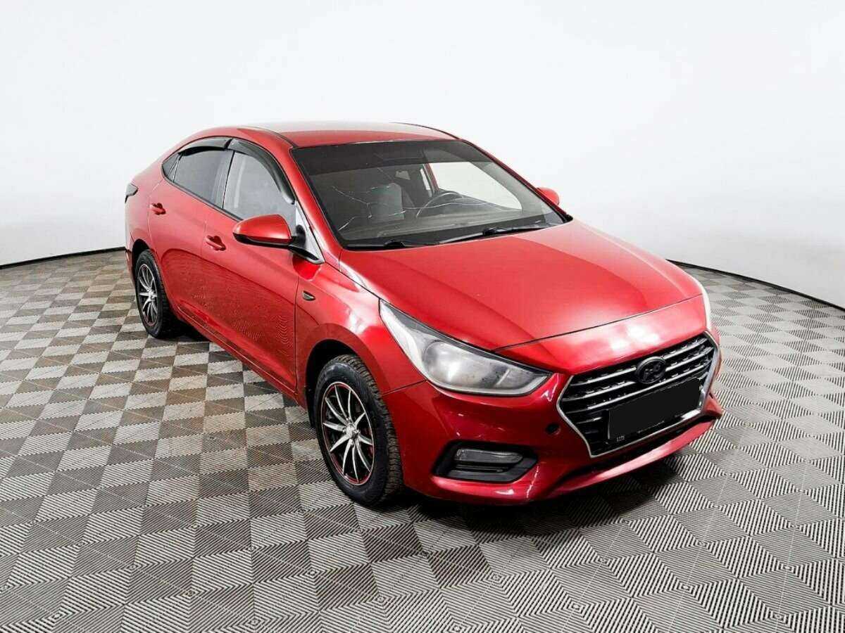 Купить Hyundai Solaris с пробегом. Фото: #2