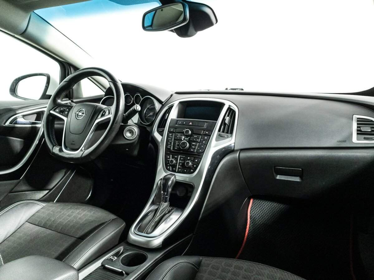 Купить Opel Astra с пробегом. Фото: #8