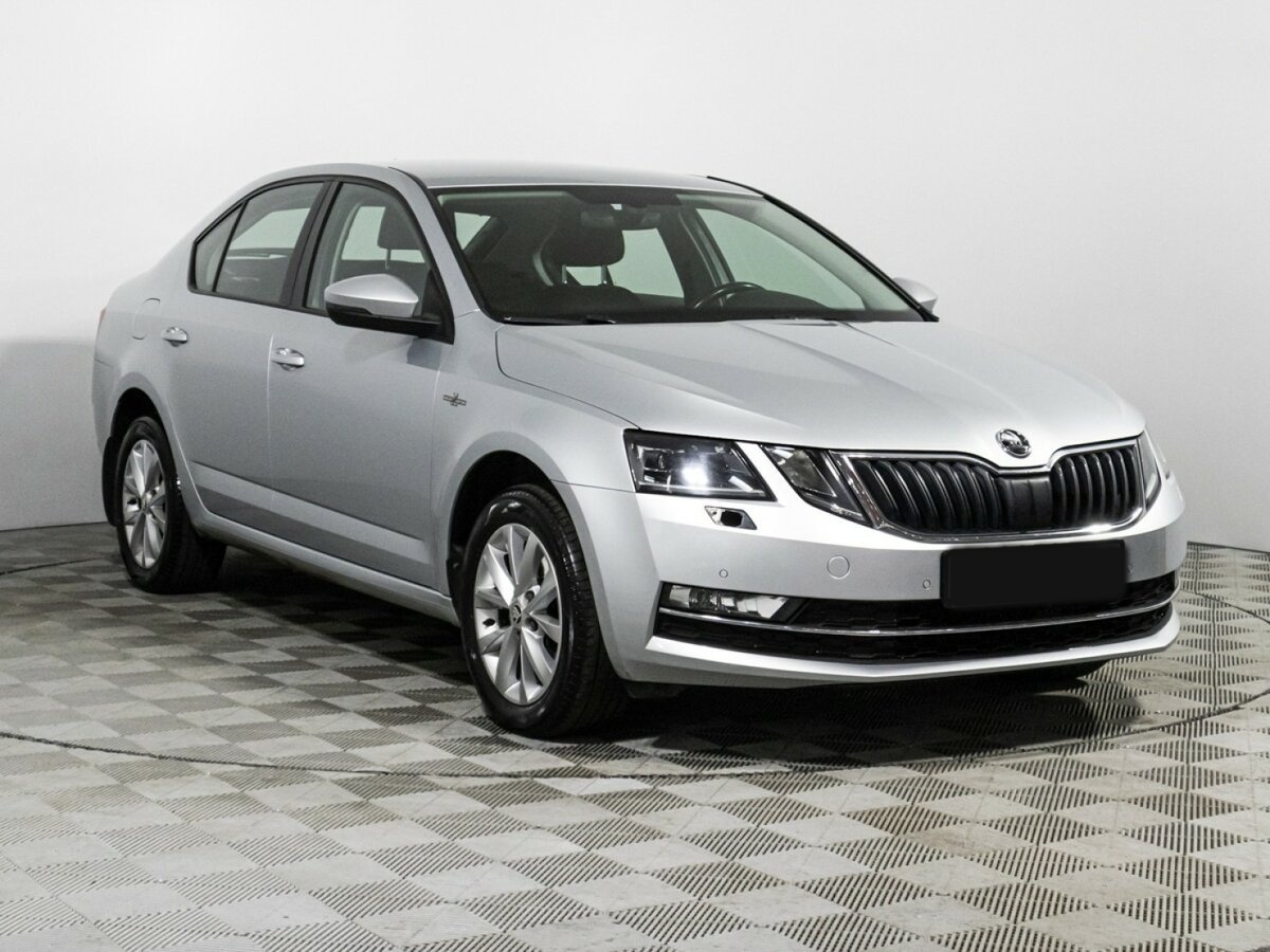 Купить Skoda Octavia с пробегом. Фото: #2
