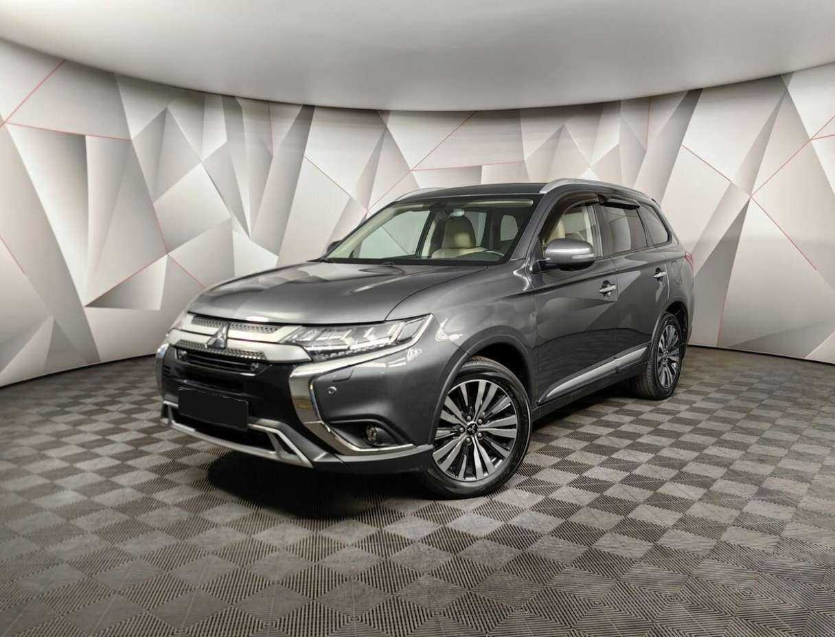 Купить Mitsubishi Outlander с пробегом. Фото: #0
