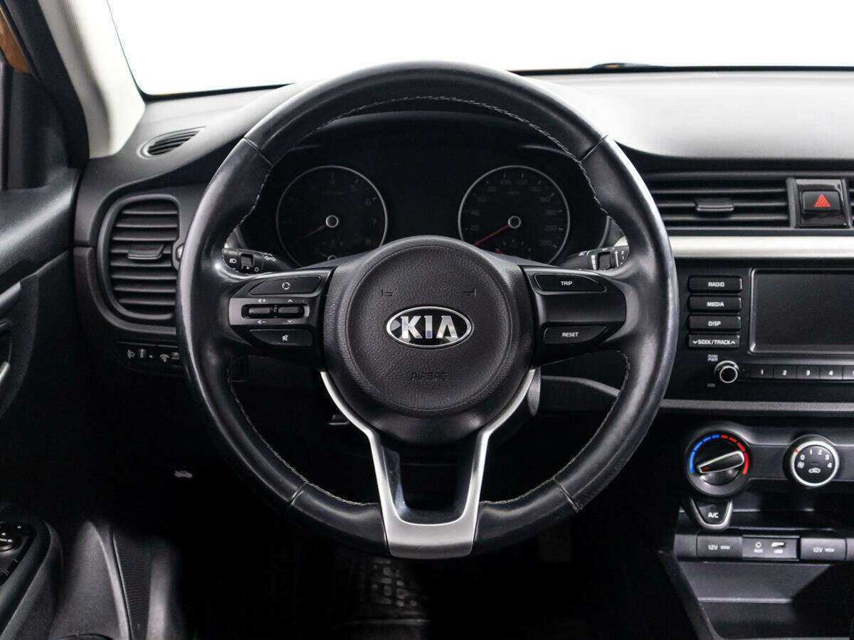 Купить Kia Rio с пробегом. Фото: #17