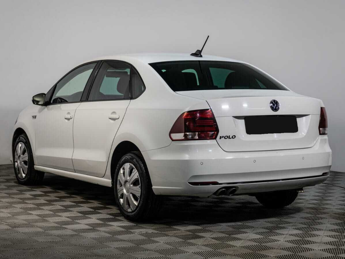 Купить Volkswagen Polo с пробегом. Фото: #5