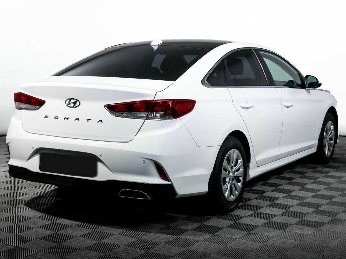 Купить Hyundai Sonata с пробегом. Фото: #4