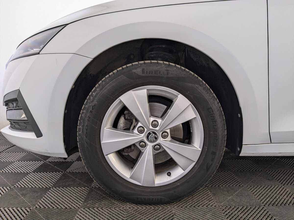 Купить Skoda Octavia с пробегом. Фото: #11