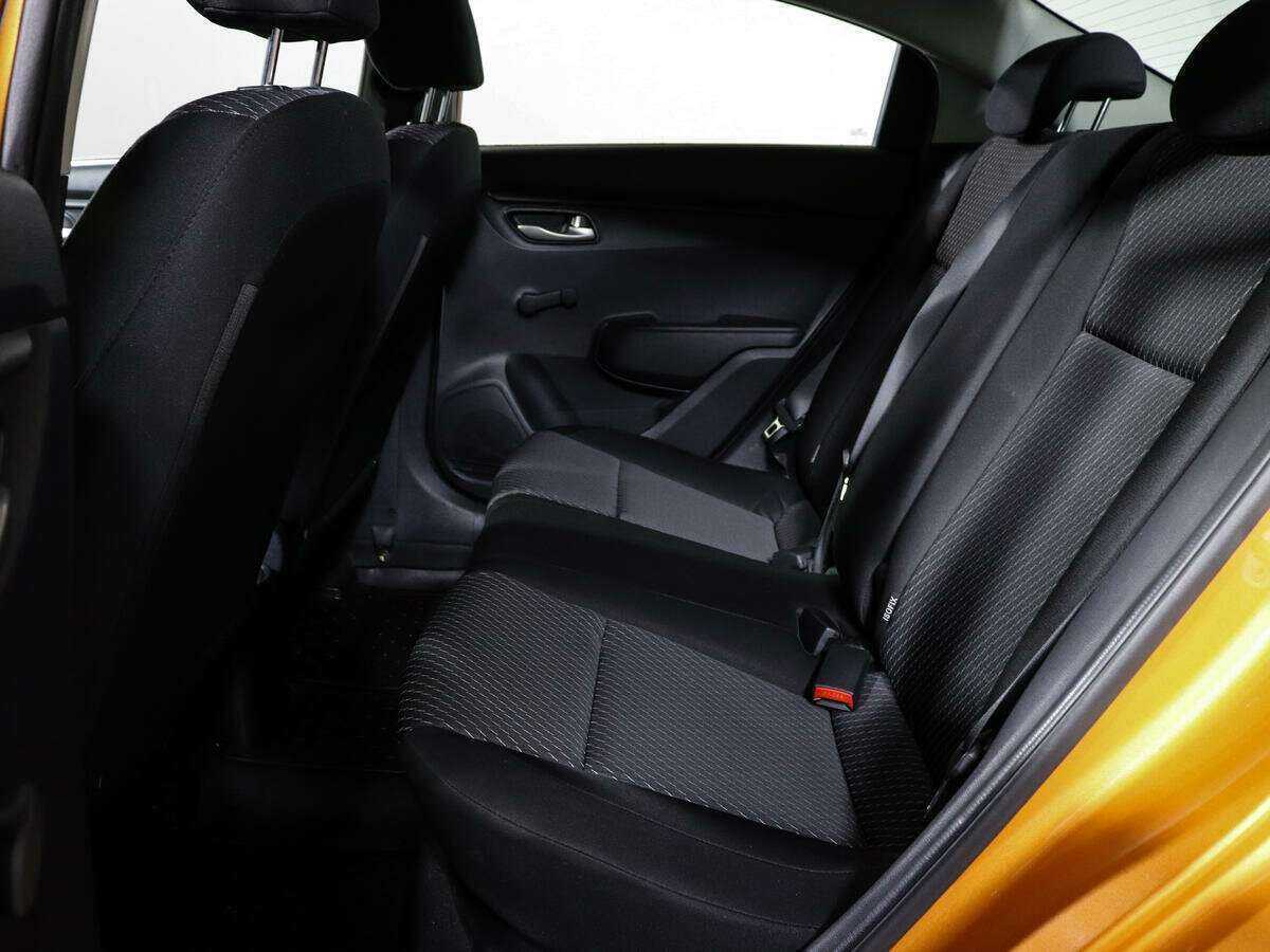 Купить Kia Rio с пробегом. Фото: #7