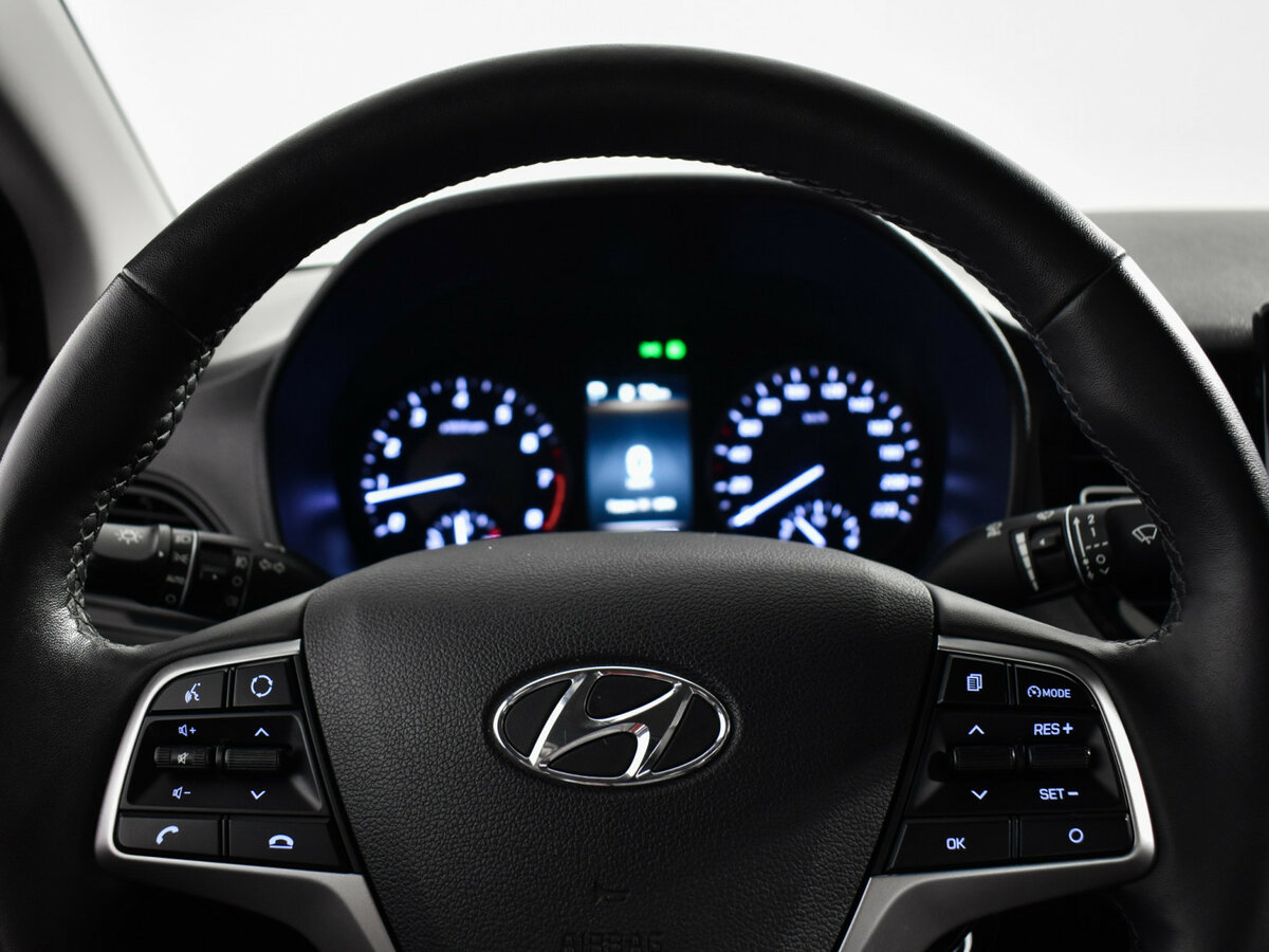 Купить Hyundai Solaris с пробегом. Фото: #13