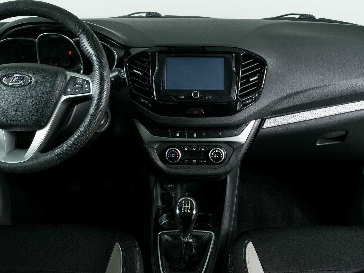 Купить Lada (ВАЗ) Vesta с пробегом. Фото: #8