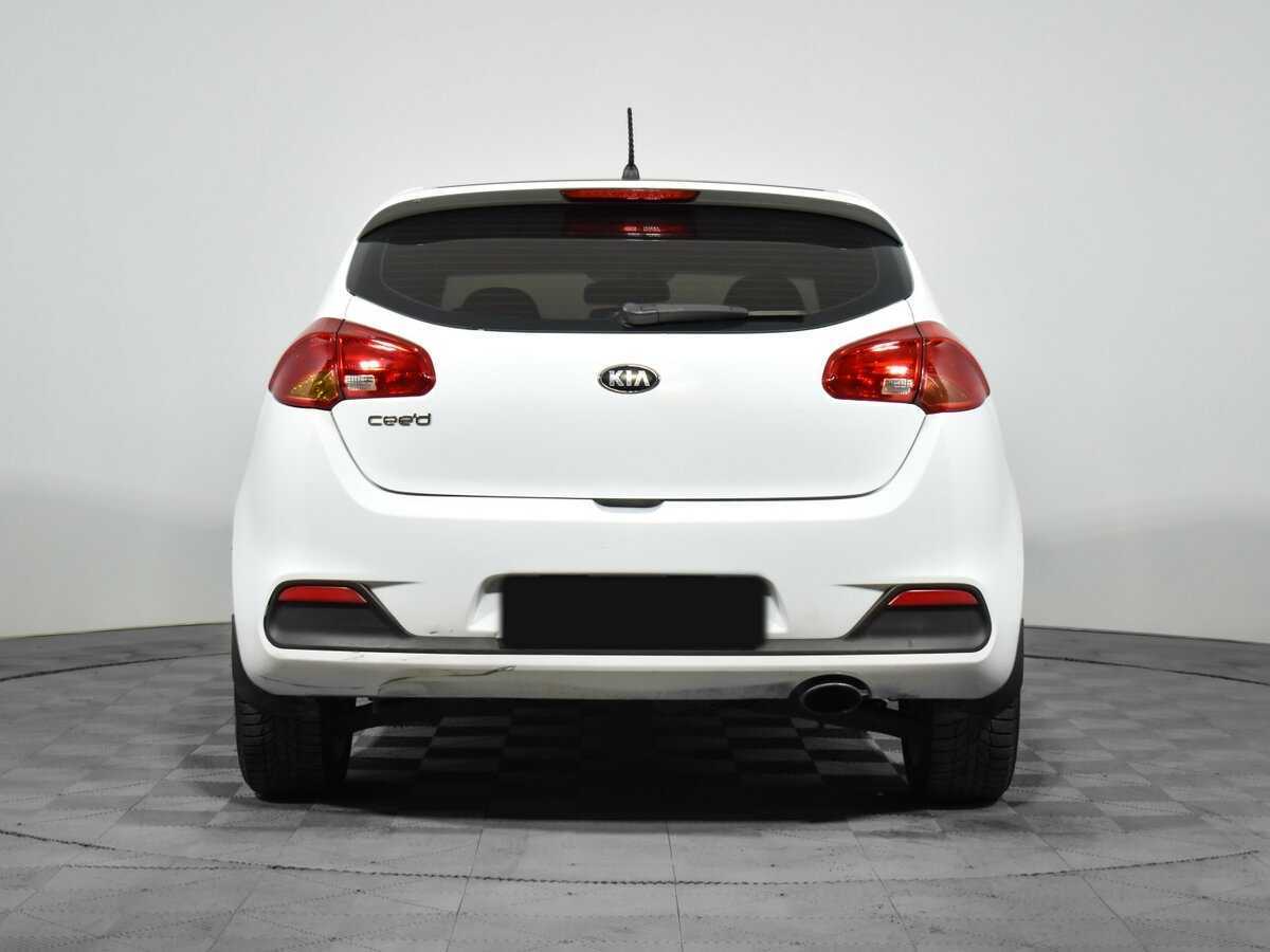 Купить Kia Ceed с пробегом. Фото: #5