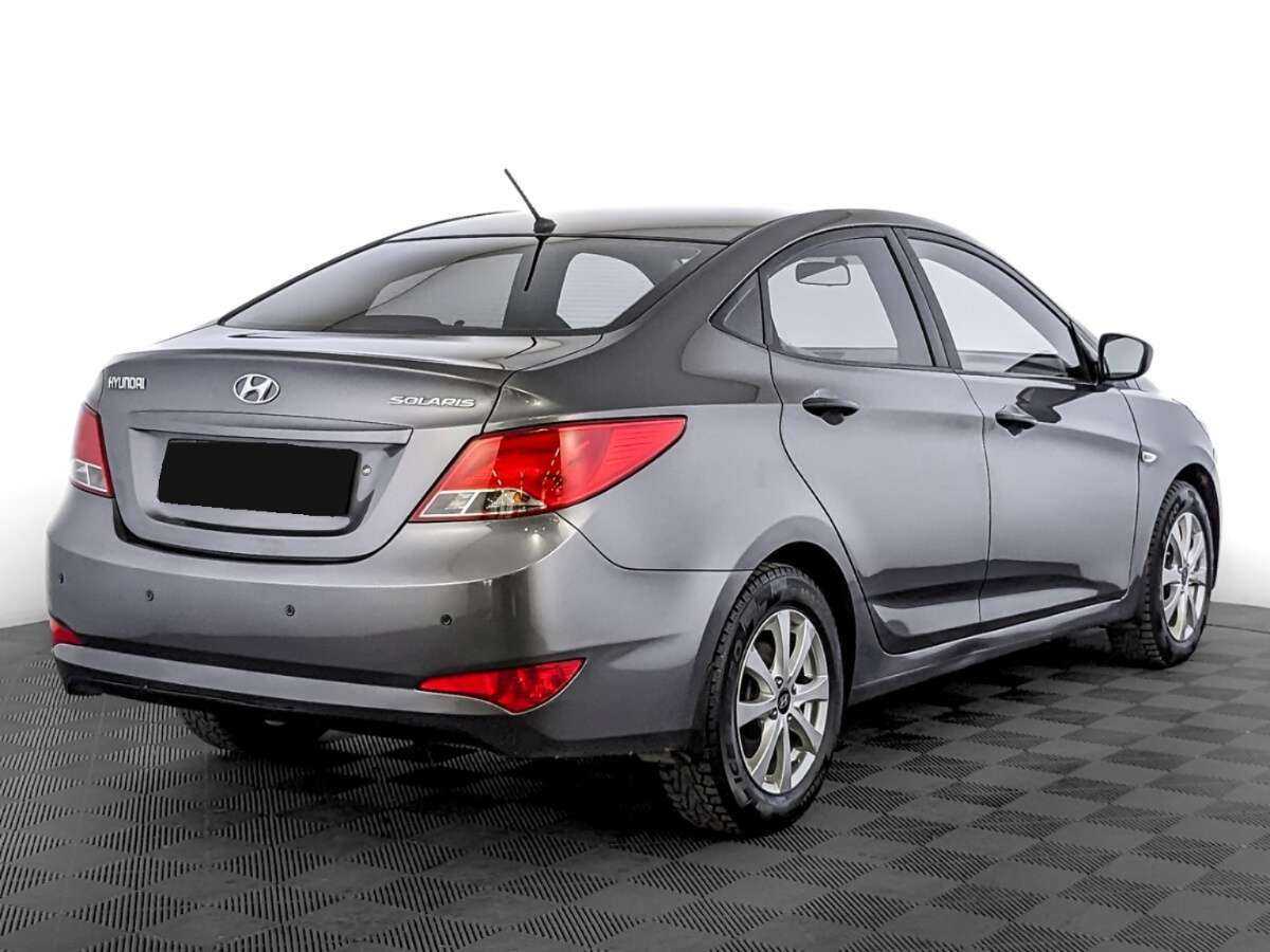 Купить Hyundai Solaris с пробегом. Фото: #4