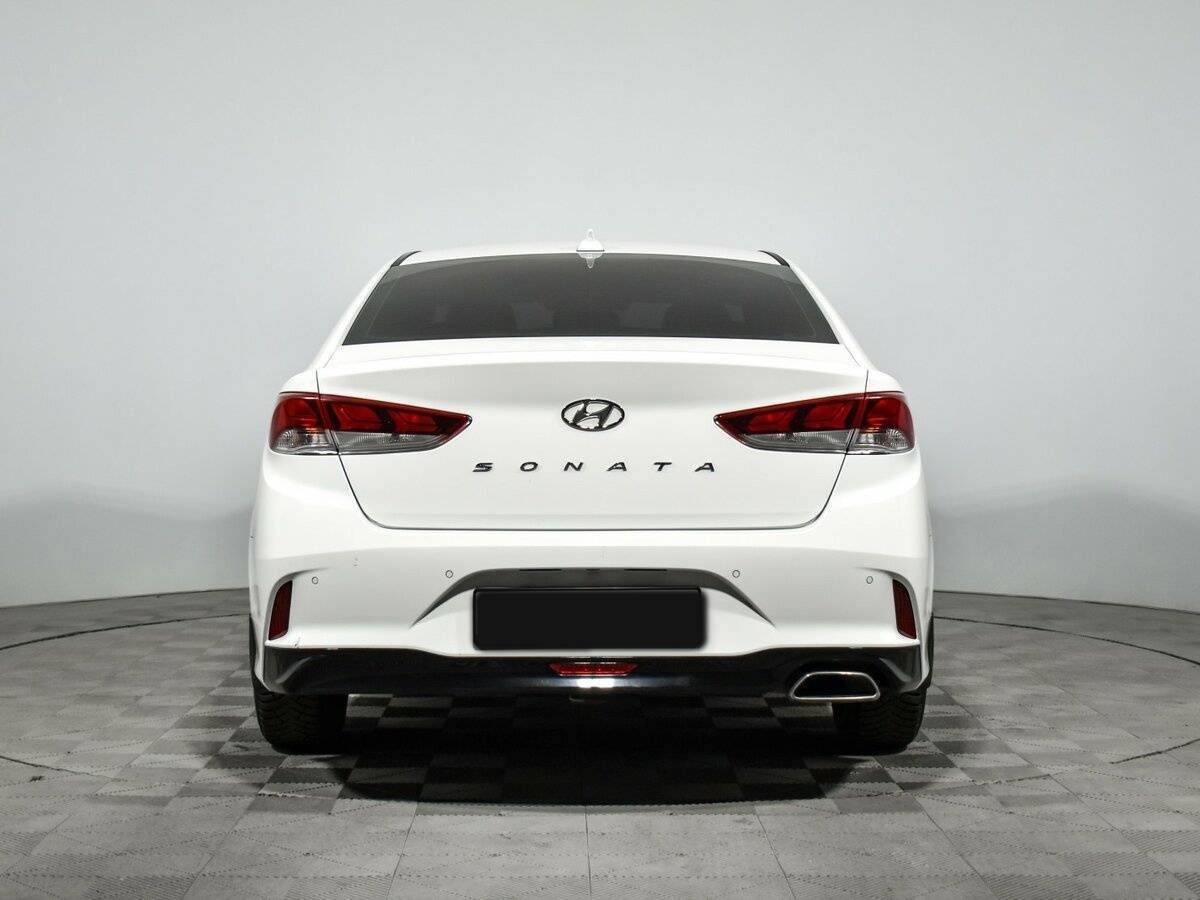 Купить Hyundai Sonata с пробегом. Фото: #4