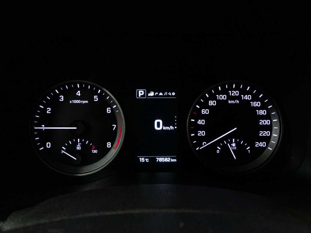 Купить Hyundai Tucson с пробегом. Фото: #11