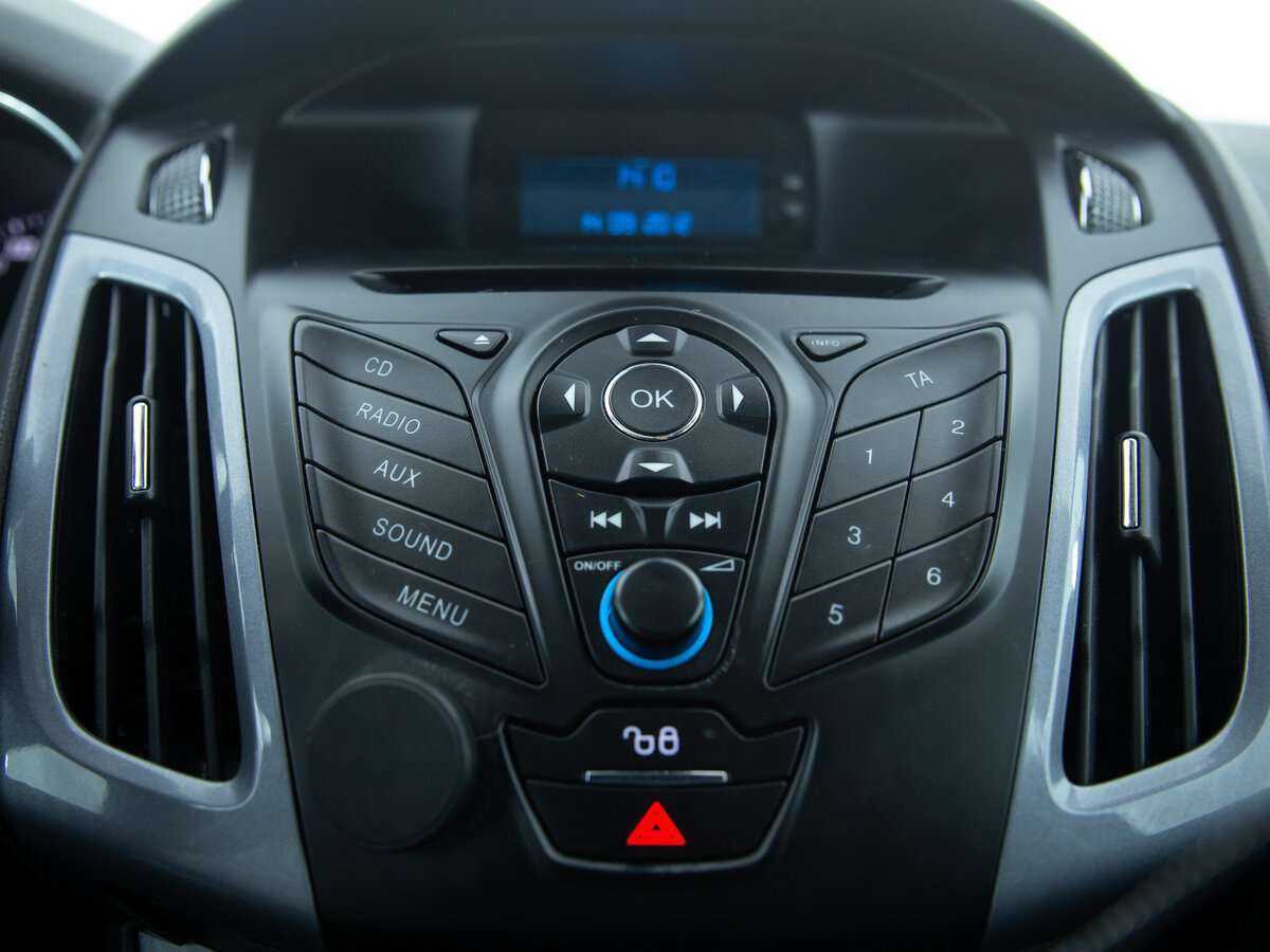 Купить Ford Focus с пробегом. Фото: #9