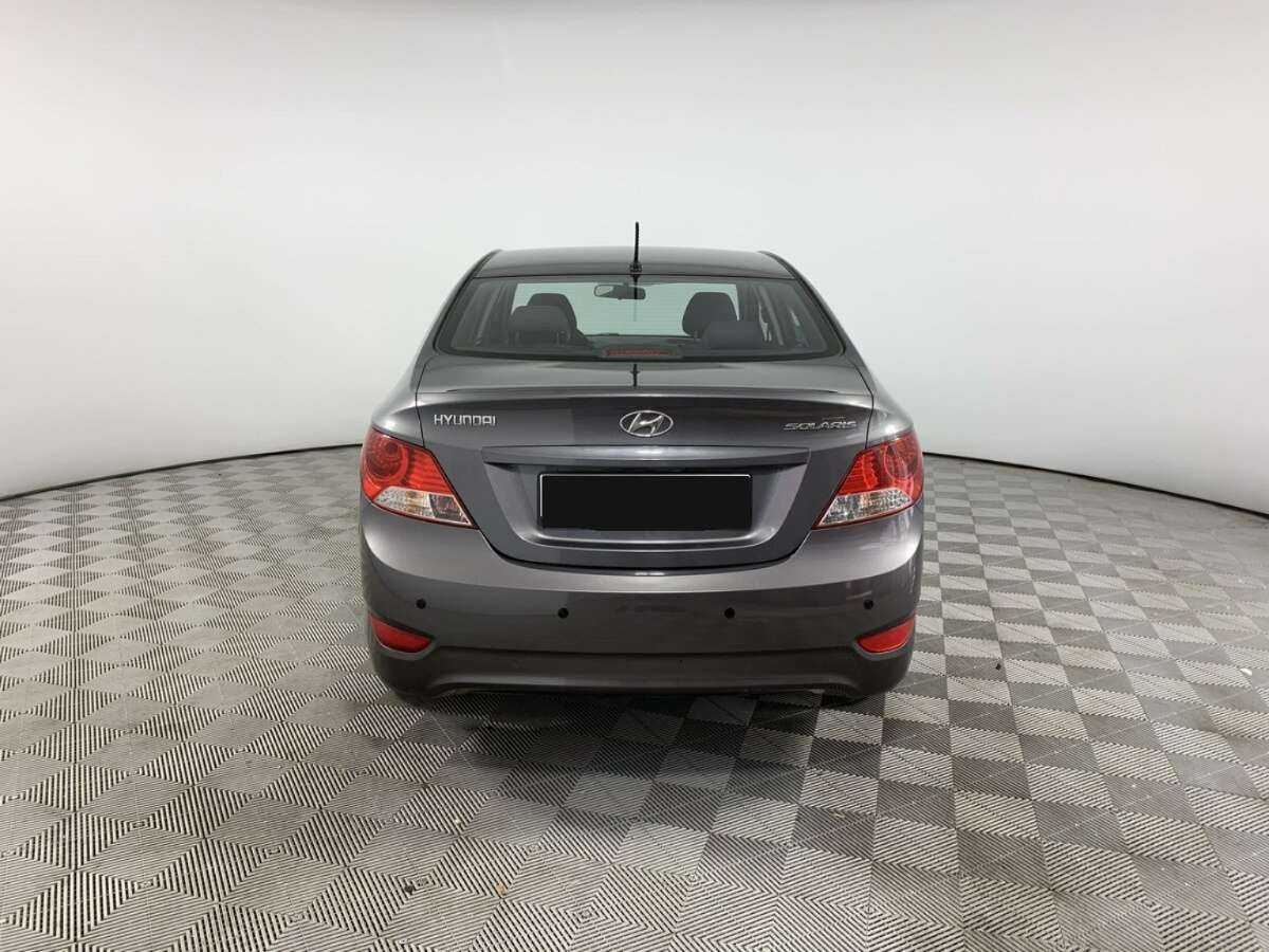 Купить Hyundai Solaris с пробегом. Фото: #5