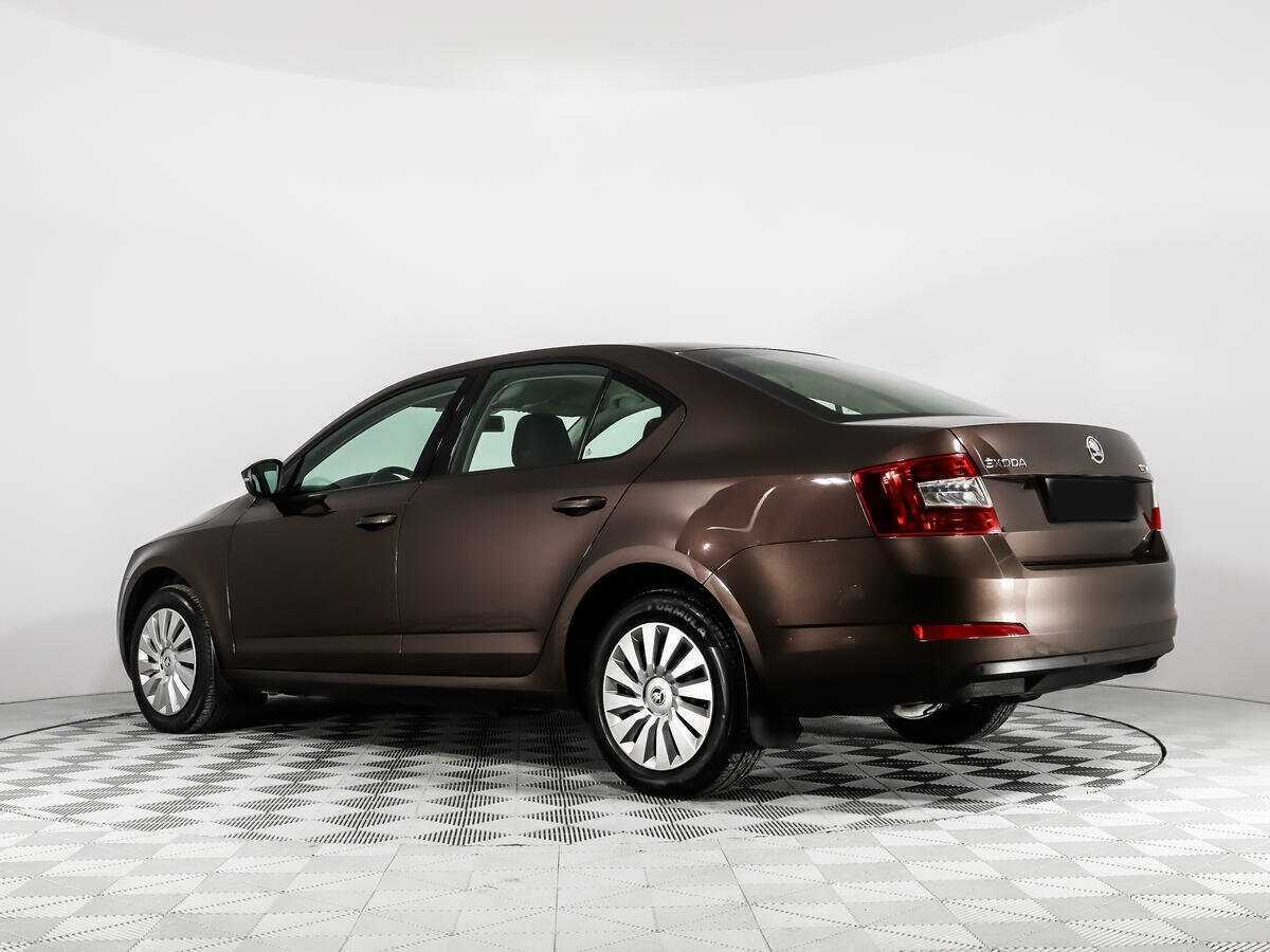 Купить Skoda Octavia с пробегом. Фото: #6