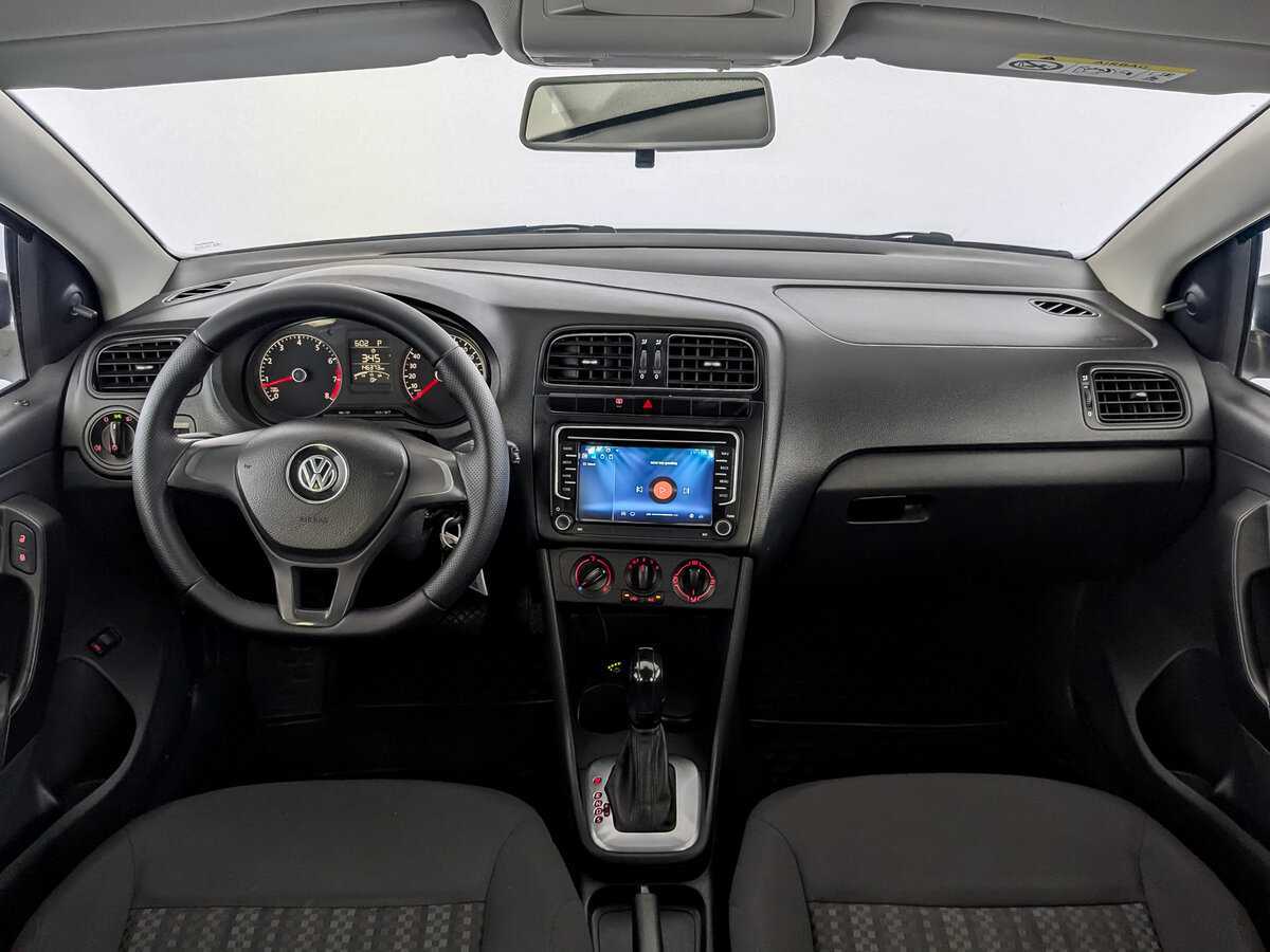 Купить Volkswagen Polo с пробегом. Фото: #13