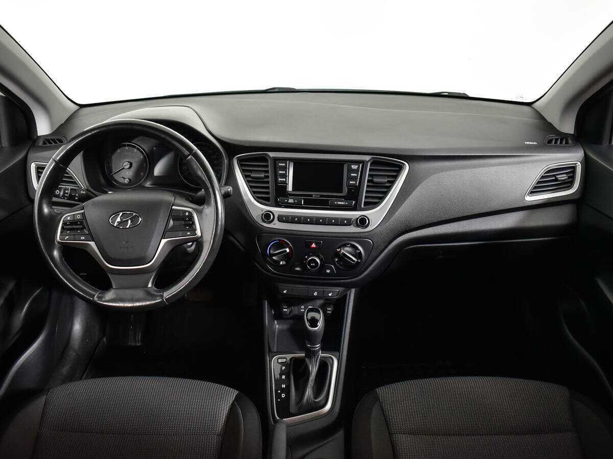 Купить Hyundai Solaris с пробегом. Фото: #9