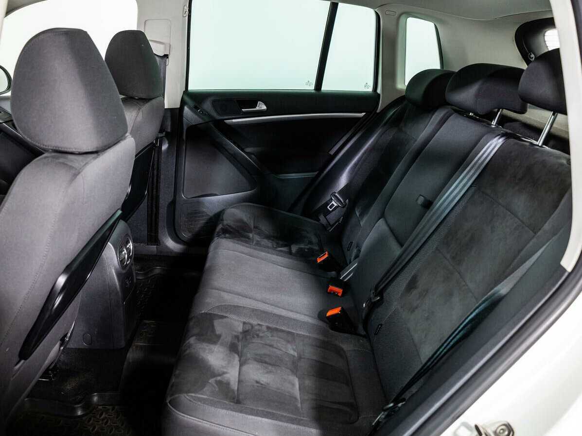 Купить Volkswagen Tiguan с пробегом. Фото: #7