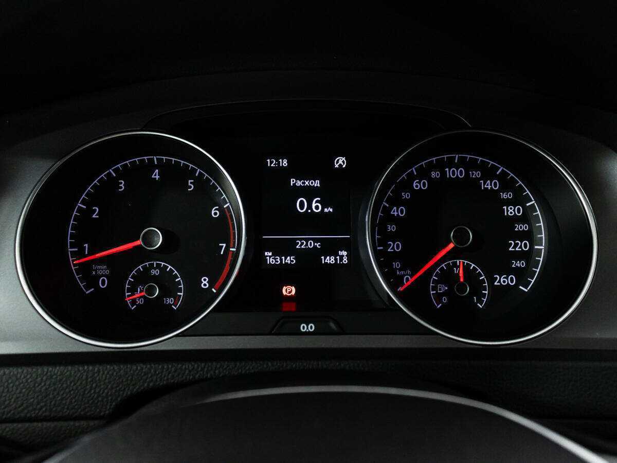 Купить Volkswagen Golf с пробегом. Фото: #11