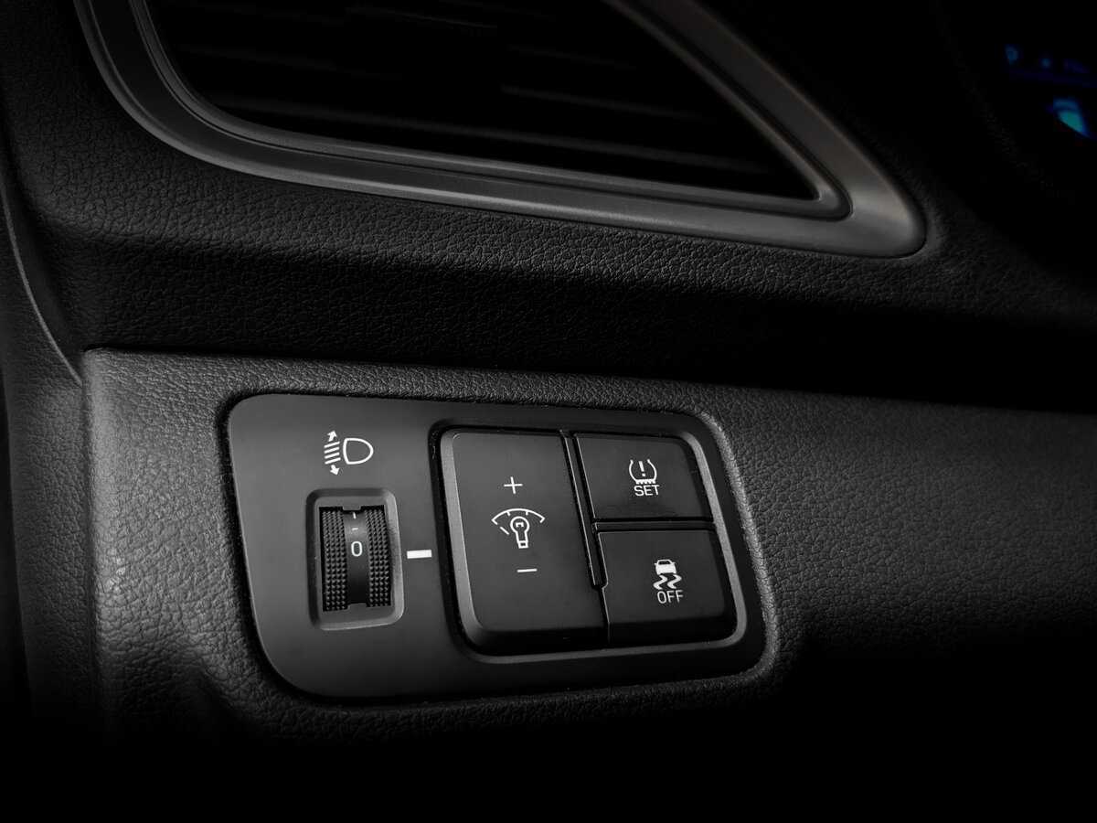 Купить Hyundai Solaris с пробегом. Фото: #23