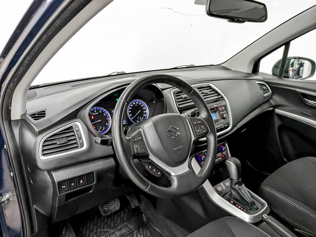 Купить Suzuki SX4 с пробегом. Фото: #15