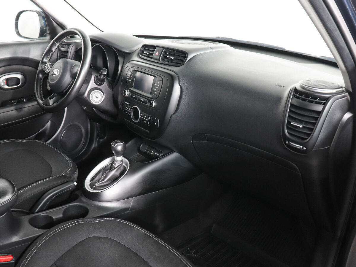 Купить Kia Soul с пробегом. Фото: #9