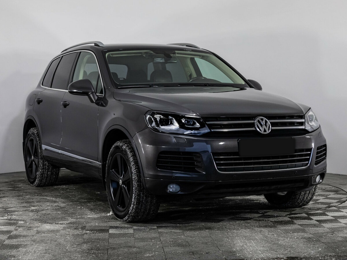 Купить Volkswagen Touareg с пробегом. Фото: #2