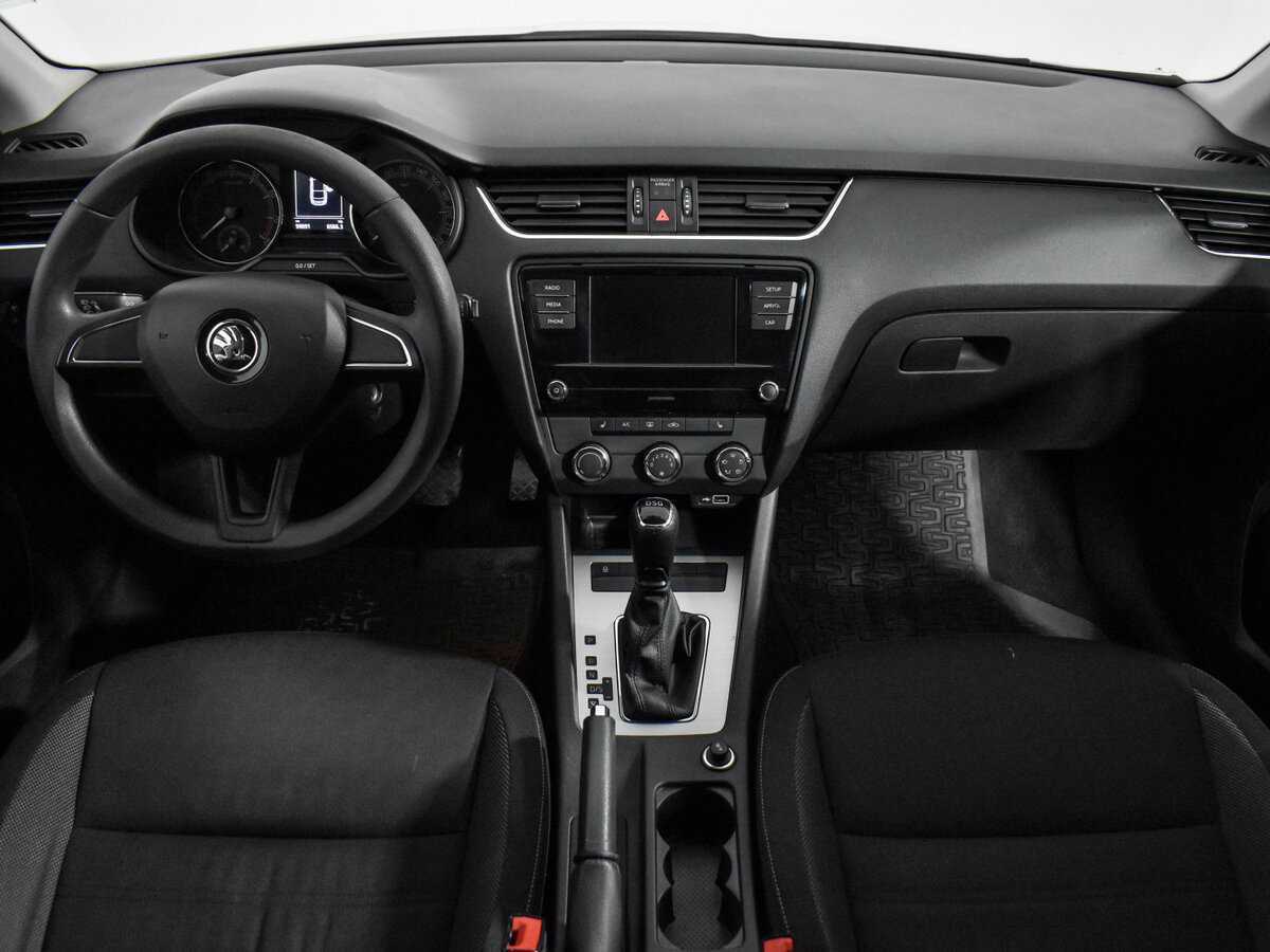 Купить Skoda Octavia с пробегом. Фото: #16