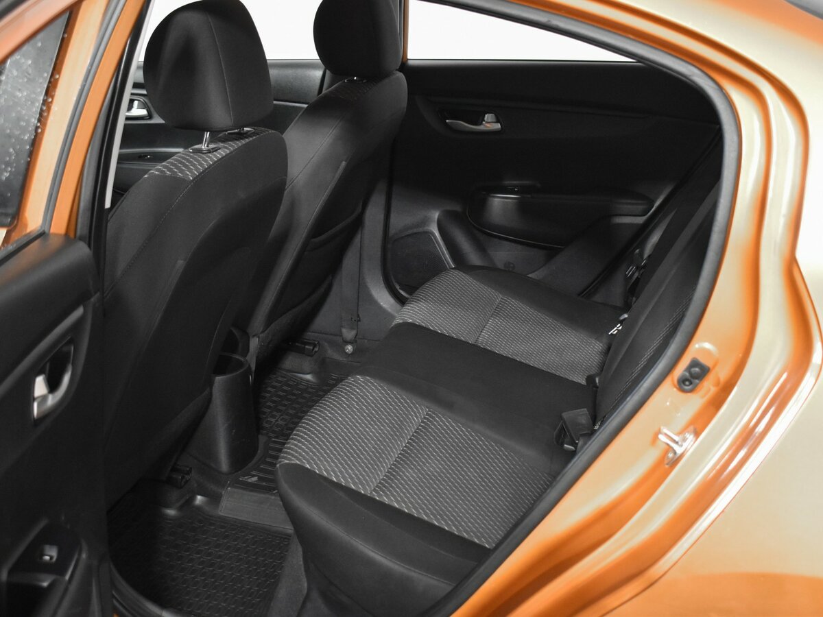 Купить Kia Rio с пробегом. Фото: #10