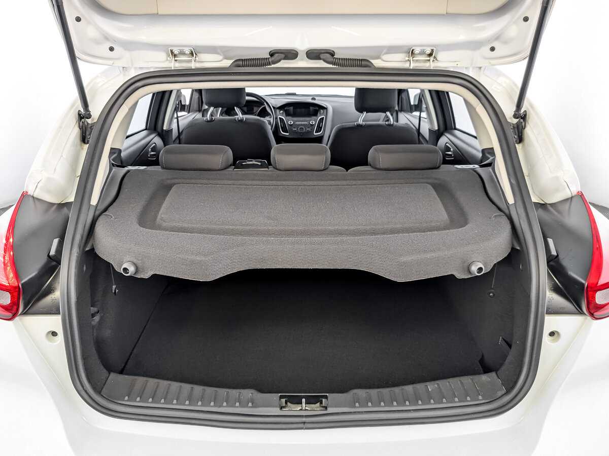 Купить Ford Focus с пробегом. Фото: #9