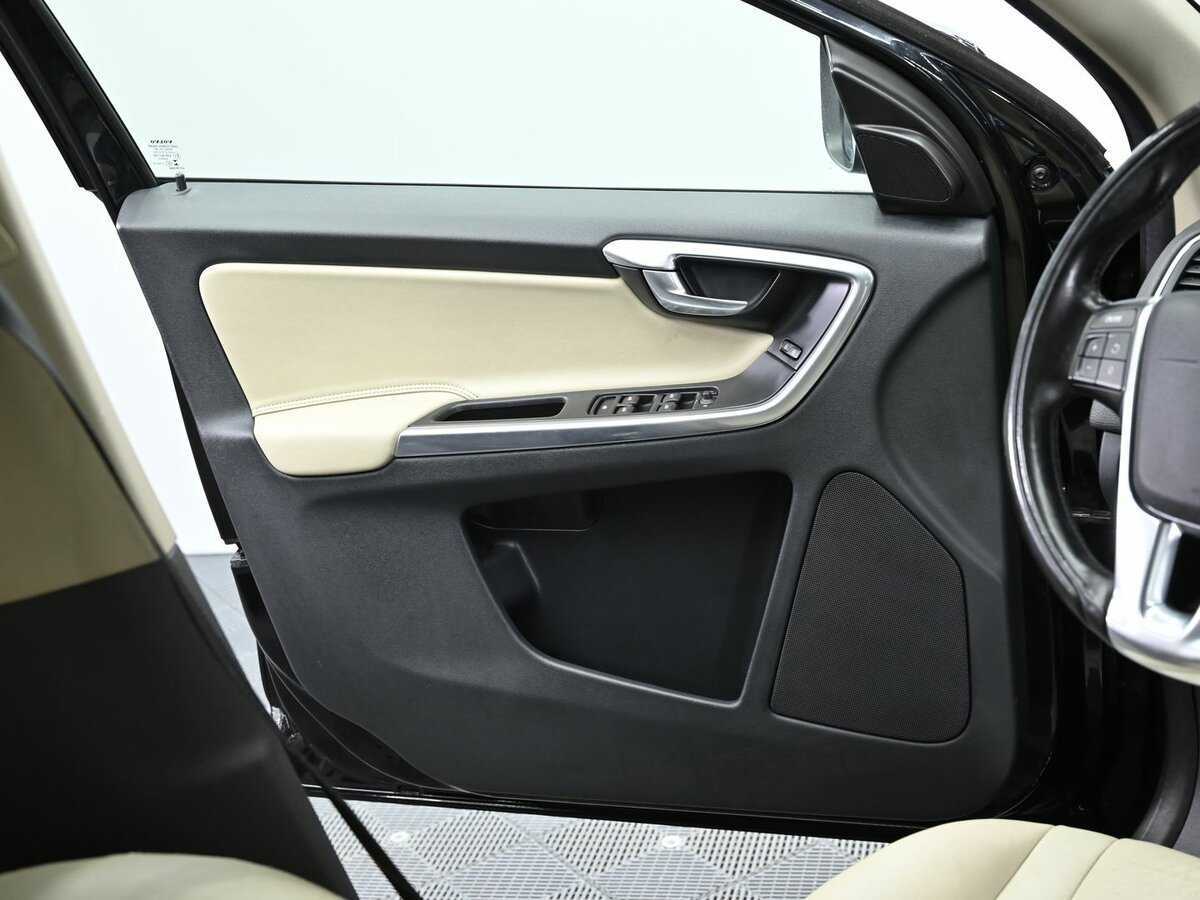 Купить Volvo XC60 с пробегом. Фото: #15