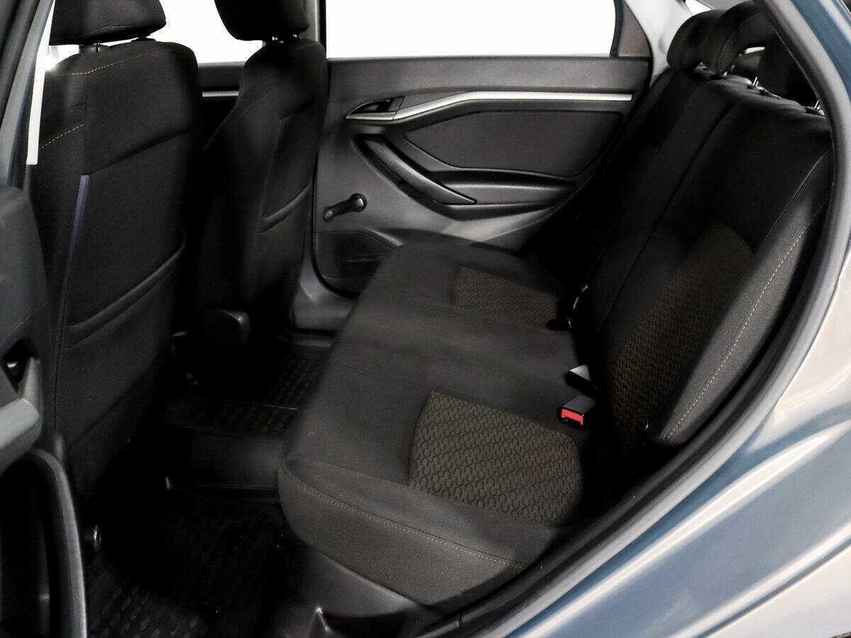 Купить Lada (ВАЗ) Vesta с пробегом. Фото: #9