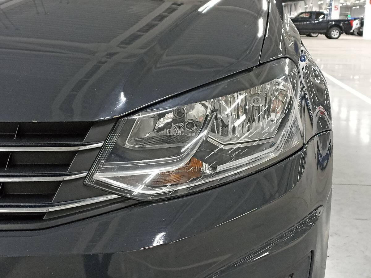 Купить Volkswagen Polo с пробегом. Фото: #15