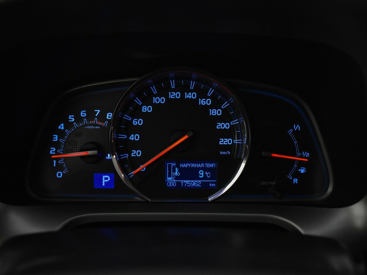 Купить Toyota RAV4 с пробегом. Фото: #18
