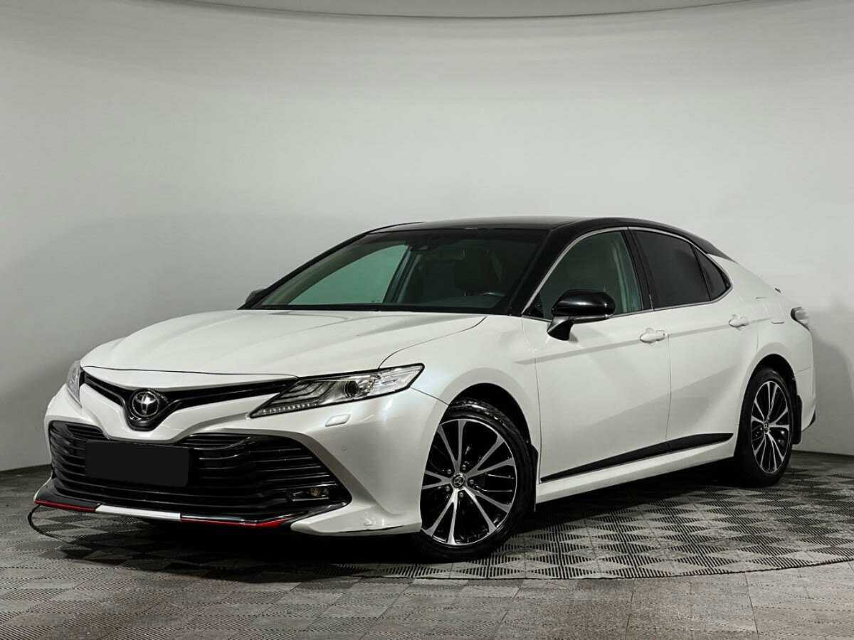 Купить Toyota Camry с пробегом. Посмотреть фото