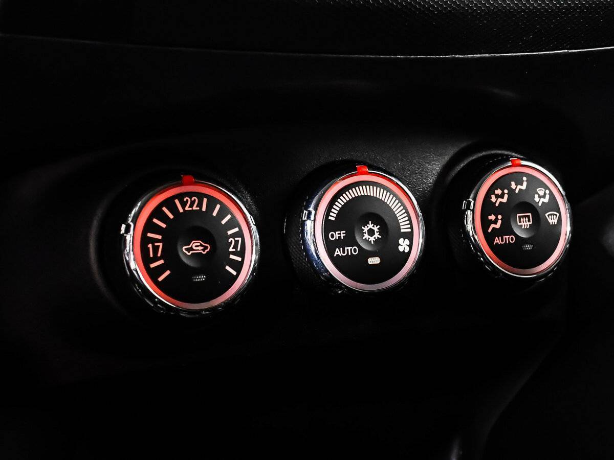 Купить Mitsubishi Outlander с пробегом. Фото: #12