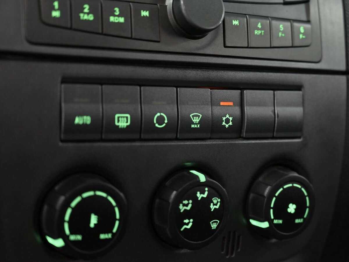 Купить УАЗ Patriot с пробегом. Фото: #9