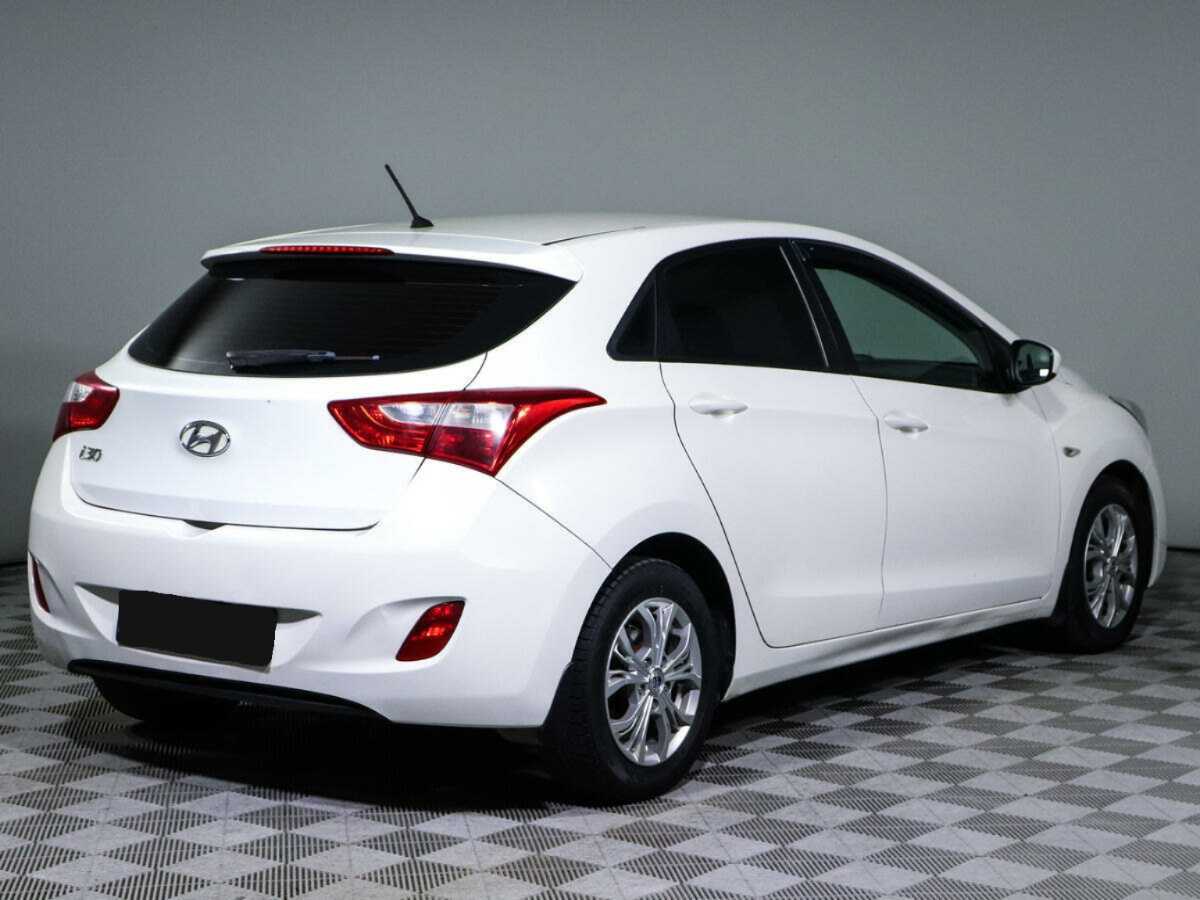 Купить Hyundai i30 с пробегом. Фото: #4