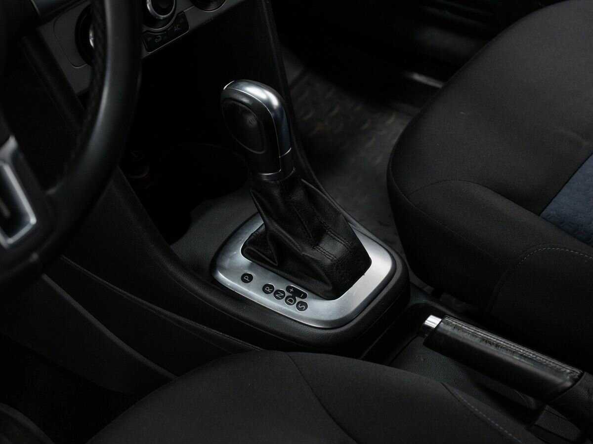 Купить Volkswagen Polo с пробегом. Фото: #14