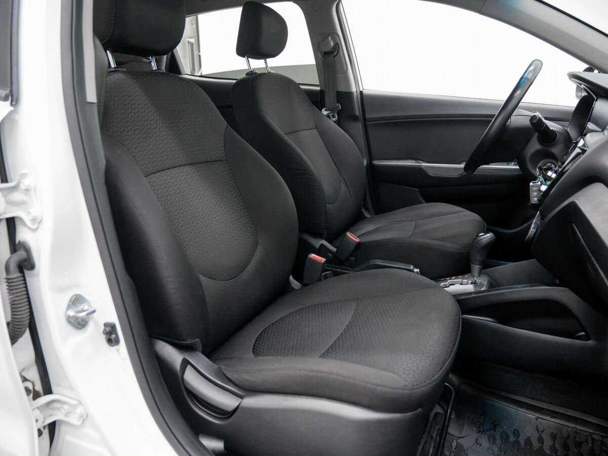 Купить Kia Rio с пробегом. Фото: #8